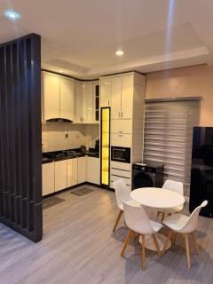 Cozy Apartments By Apex - 8