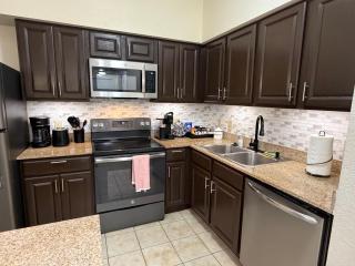 3 BR Central Location to all Parks No resort fee shuttle to parks - 6