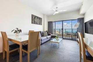 The Level 18 Life Spacious 1 Bed Apartment with Pool - Darwin - 6