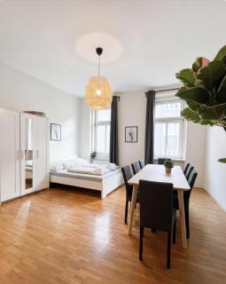 Central 3-Bedroom Apartment with Free Parking - 3
