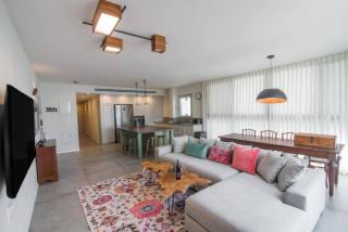Beafront Pethouse 3 Bdrms W Jacuzzi - 8