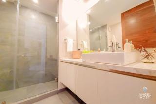 2Br W Dual Pools, Near Beach & 5Th Ave - 9