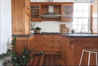 Charming Beach Cottage - Stroll to Cafes, Beach & Creek - 6