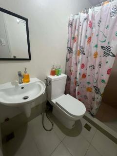 Fullerton Suites - 1