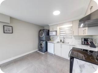 Spacious 3BR & 2BA Family Home in Delta,Sleeps 12 - 1