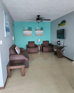 3BR Jacó Condo, Pool, Fast Wifi, Walk to Beach - 8