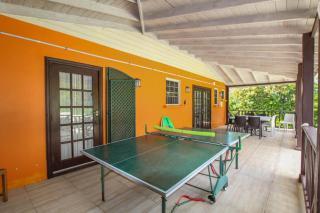 Large 4-bed Family Friendly Home with Pool Just 2 mins from Beach - Chindwin - 3