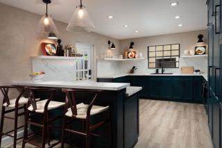 Luxe Retreat With Private Pool Near Beach - The June - 4