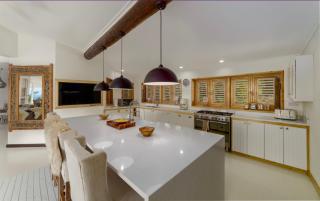 Stunning Retreat with Pool and Sunset Views - Northlight 3 bed - 2