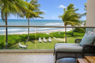 Stunning Beachfront 2-Bed Condo with Pool - Ocean One 204 - 8
