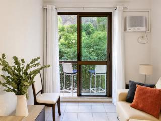 Flat em Copacabana com Piscina, Vaga Grátis e Vista para o Verde - Praia a 5 min - 2