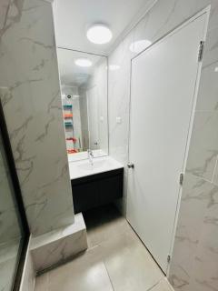 Hermoso departamento amoblado - 1