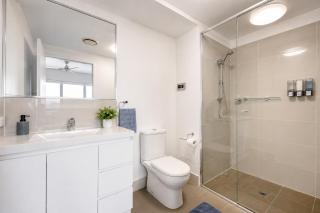 Harbourfront Studio Apartment - 2