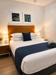 Harbourfront Views at Allure 2 Bedroom Apartment - 8