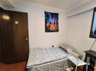 Vancouver Main Guesthouse- Airport 9 Min, Free Parking - 6