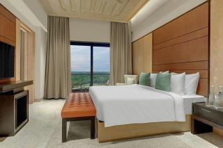 Crescent The Fern Budhni, Series by Marriott - 5