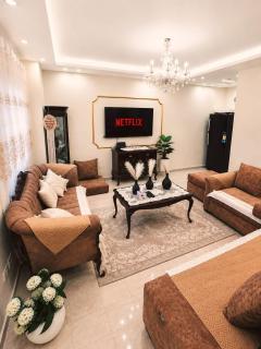 Cozy 1BR Apartment in Central Dokki - 9
