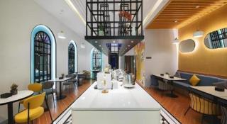 Magnotel Hotel Wuhan Jiangtan Lihuangpo Road Pedestrian Street - 9