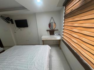 Hanoi Gold Hotel Near Bach Mai - 5