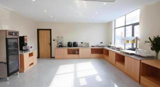 GreenTree Inn Express Zhangjiagang Hexing Town Shazhou Professional Institue of Technology - 7