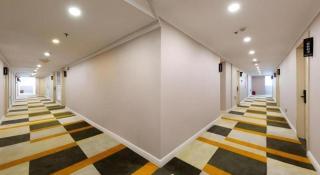 Shell Hotel Huaibei Jinying Plaza Long Distance Bus Station - 6