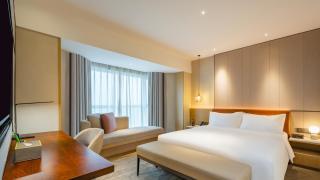 Holiday Inn Shanghai Huaxia by IHG - 7