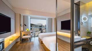 Holiday Inn Shanghai Huaxia by IHG - 6