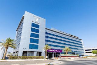 Premier Inn Abu Dhabi Airport Business Park - 9