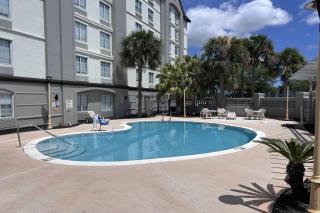 La Quinta by Wyndham Jacksonville Butler Blvd - 3