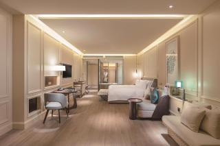 Hilton Dalian Golden Pebble Beach Resort - 8