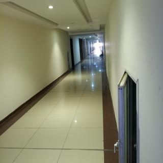 Emaar Reef Tower Luxury 1-Bedroom Sea View Apartment - 1
