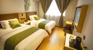 GreenTree Inn Xiaoyi Wanda Plaza - 3