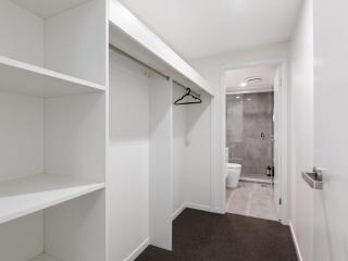 Spacious City Nest Convenient Everywhere Free Parking - 7