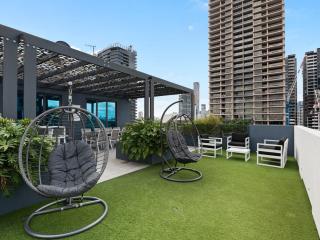 Spacious City Nest Convenient Everywhere Free Parking - 6
