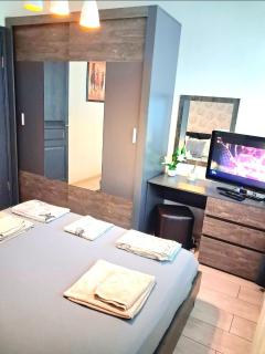 Juls 2 bed flat- Bulgaria mall FREE parking - 8