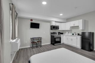 The Horizon Suite - 1