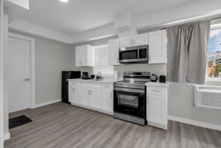 The Crown Suite - 8