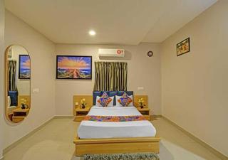 Eyries The Business Hotel - 2