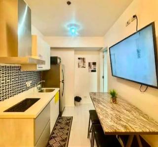 DINS Azure Staycation 2,500 Free 1Hr Massage - 4