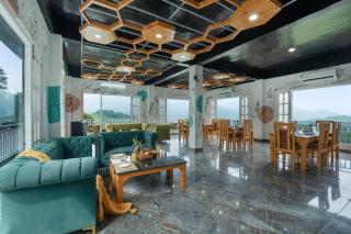 ELIVAAS Signature Secret Escape Pet-friendly 2-BHK Retreat with Patio & Restro Near Ashwani Khad Waterfall - 5