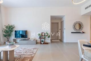 Prime Stay Near Golf Course & Yas Theme Parks - 1