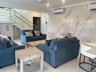 Belair Pool Villa with Rooftop & Island Views Oasis - 0