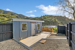 Hillside Retreat 2BR Home with Views & Parking - 6