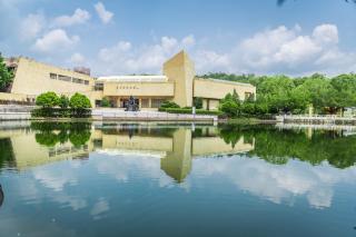 Atour Hotel Meizhou West Station R&F Center - 6