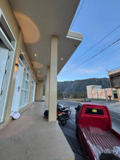 Bromo Caldera Guest House - 3