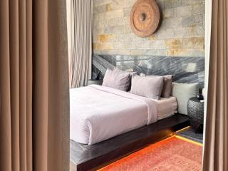 Sunset Infinity Villa, 4BR with Cinema, Pool, in Canggu - 9
