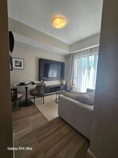 Lux Homes Altura Studio 2216 - 4