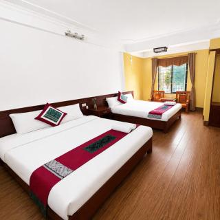 Cherry Hotel - 0