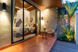 Yura house Private pool surrounded by nature - 1