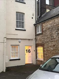 Dorchester Central Double Bedroom Apartment - 8